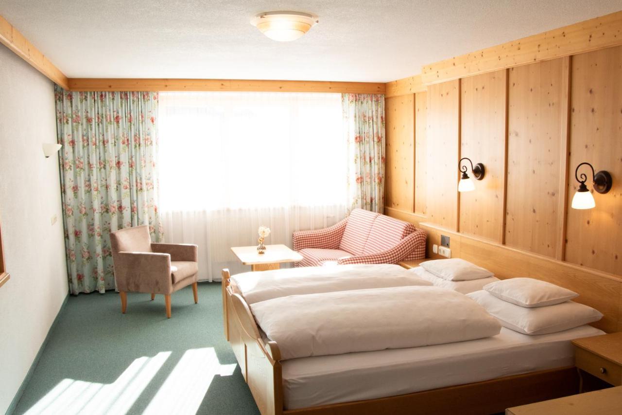 Hotel Walserberg Warth  Szoba fotó